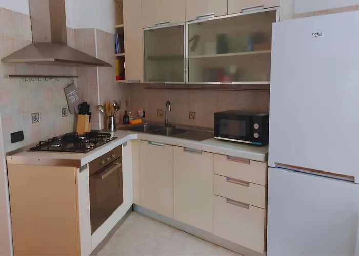 La Dimora Di Gina - 15 Minuti Colosseo Apartment *